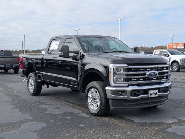 2026 Ford F-250 Super Duty XLT Crew Cab 4WD