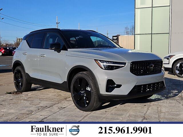 2026 Volvo XC40 B5 Ultra Black Edition AWD