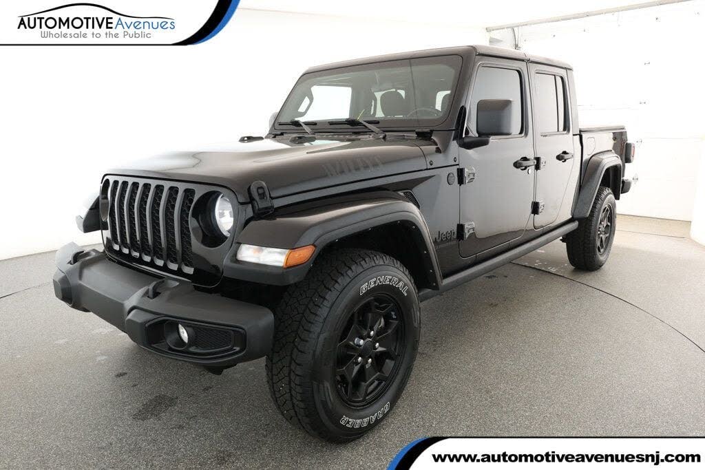 2021 Jeep Gladiator Willys Crew Cab 4WD