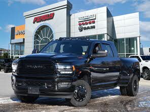 RAM 3500 Limited Mega Cab DRW 4WD