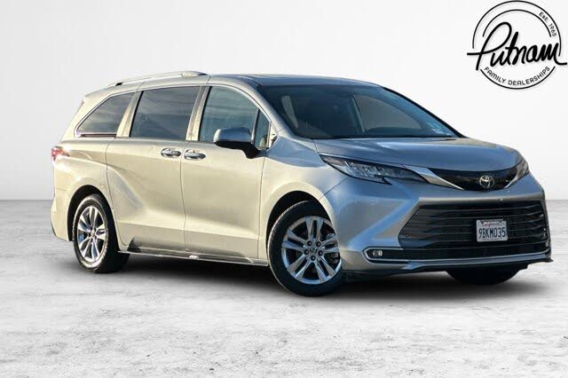 2022 Toyota Sienna Limited 7-Passenger AWD