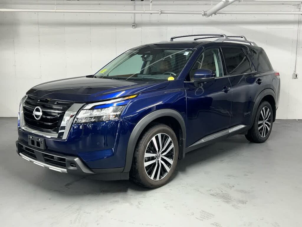2023 Nissan Pathfinder Platinum 4WD