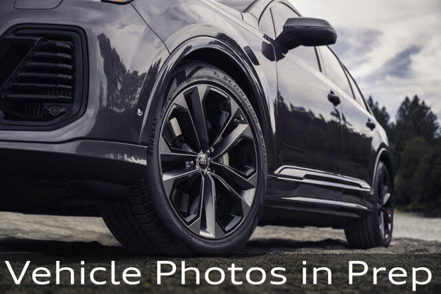 2025 Audi Q5 quattro Prestige 40 TFSI