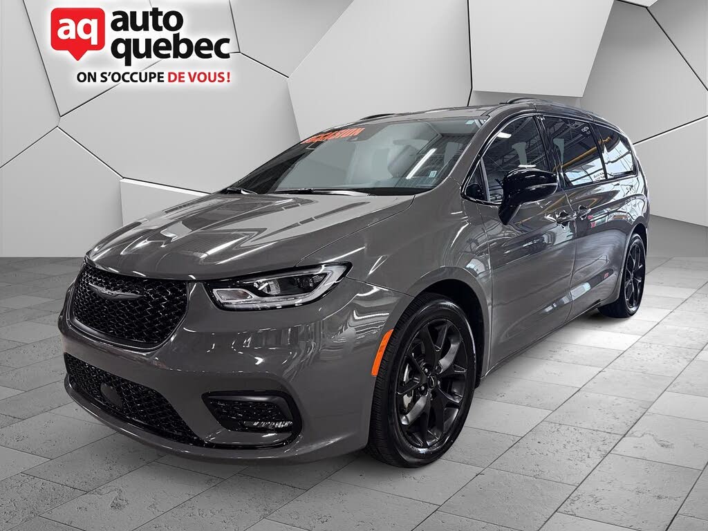 Chrysler Pacifica Limited FWD 2025