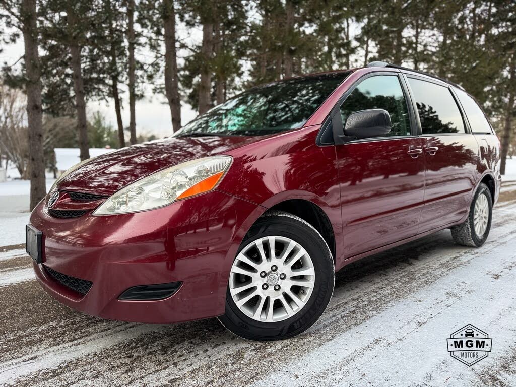 2008 Toyota Sienna LE 7 Passenger