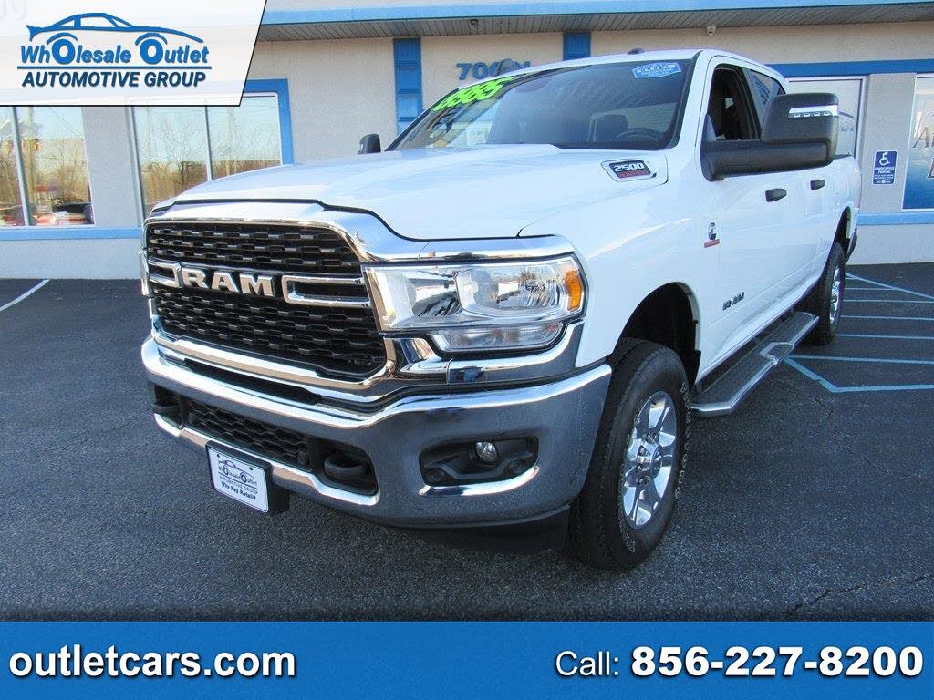 2024 RAM 2500 Big Horn Crew Cab 4WD