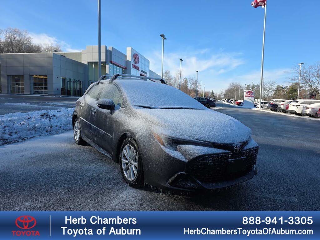 2024 Toyota Corolla Hatchback SE FWD