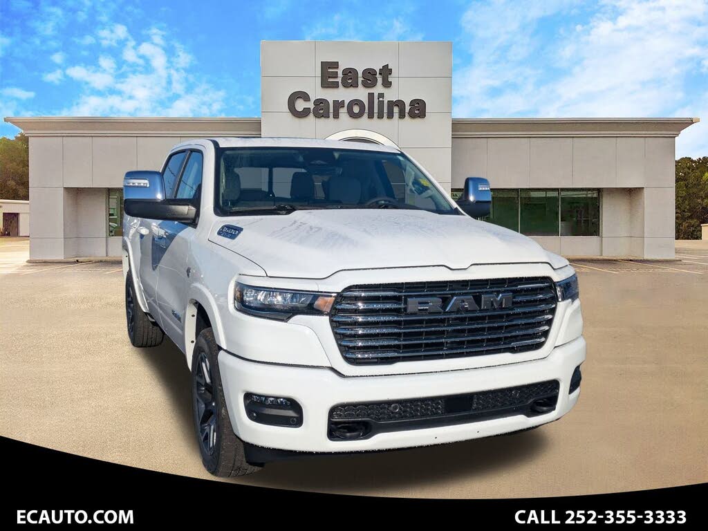 2026 RAM 1500 Laramie Crew Cab 4WD