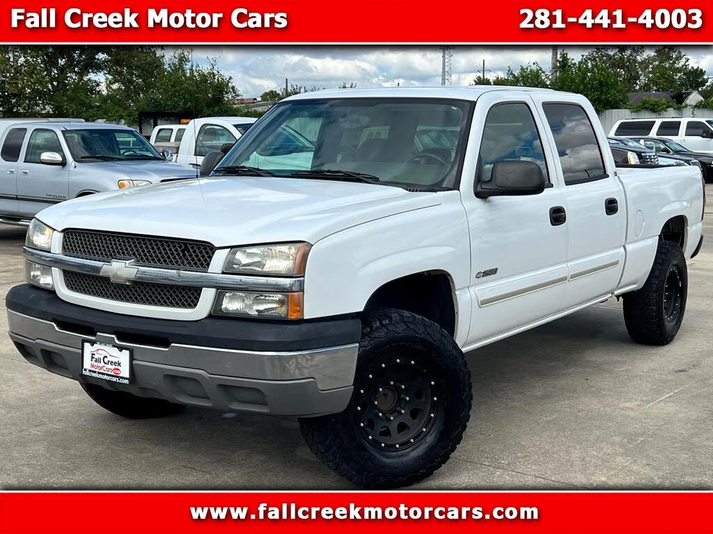 2004 Chevrolet Silverado 2500 LS Crew Cab RWD