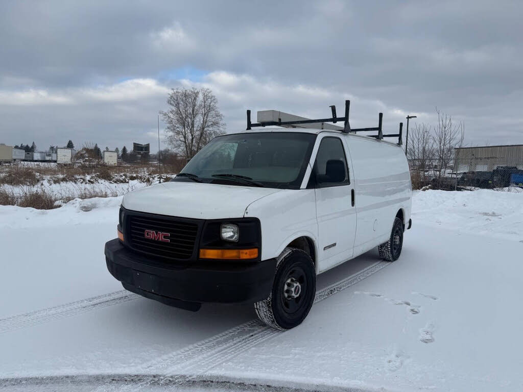 2006 GMC Savana LS 2500