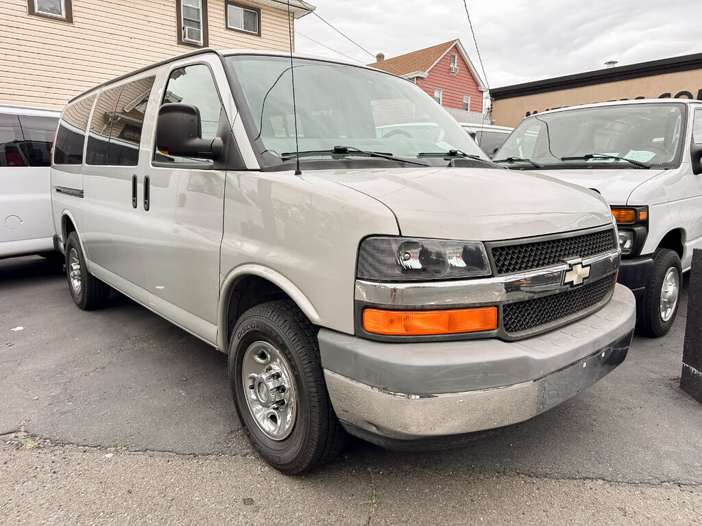 2009 Chevrolet Express 2500 LS RWD