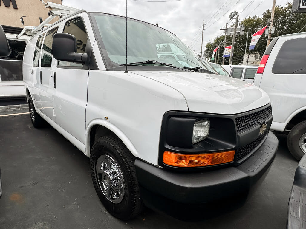 2013 Chevrolet Express Cargo 2500 RWD