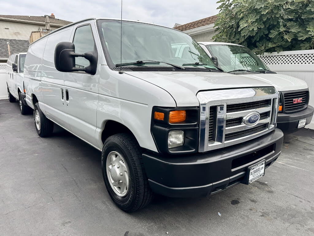 2014 Ford E-Series E-350 Super Duty Extended Cargo Van