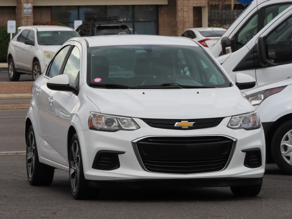 2017 Chevrolet Sonic Premier Sedan FWD