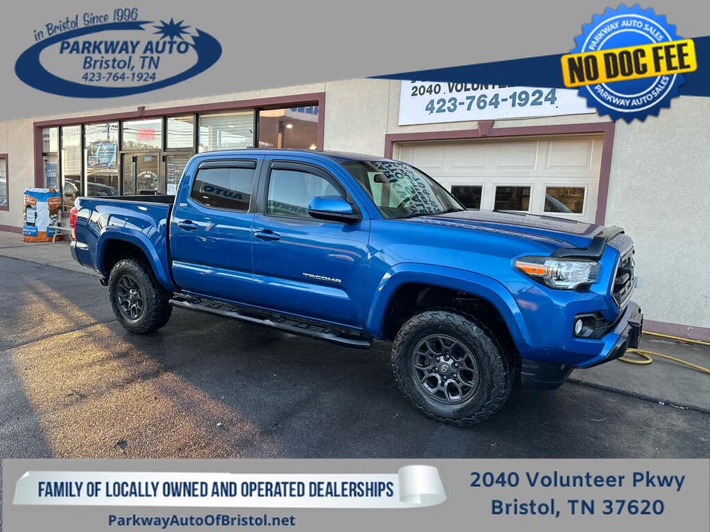 2017 Toyota Tacoma SR5 V6 Double Cab 4WD