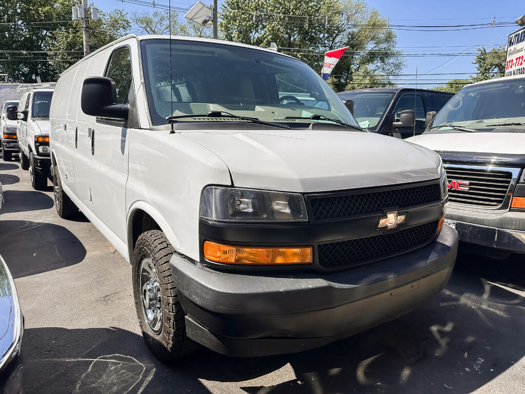 2018 Chevrolet Express Cargo 2500 Extended RWD