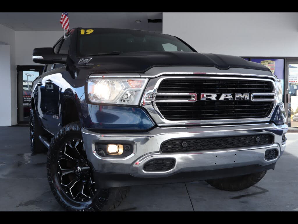 2019 RAM 1500 Big Horn Crew Cab 4WD