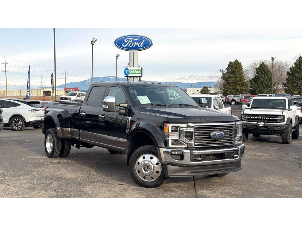 2020 Ford F-450 Super Duty Lariat Crew Cab LB DRW 4WD