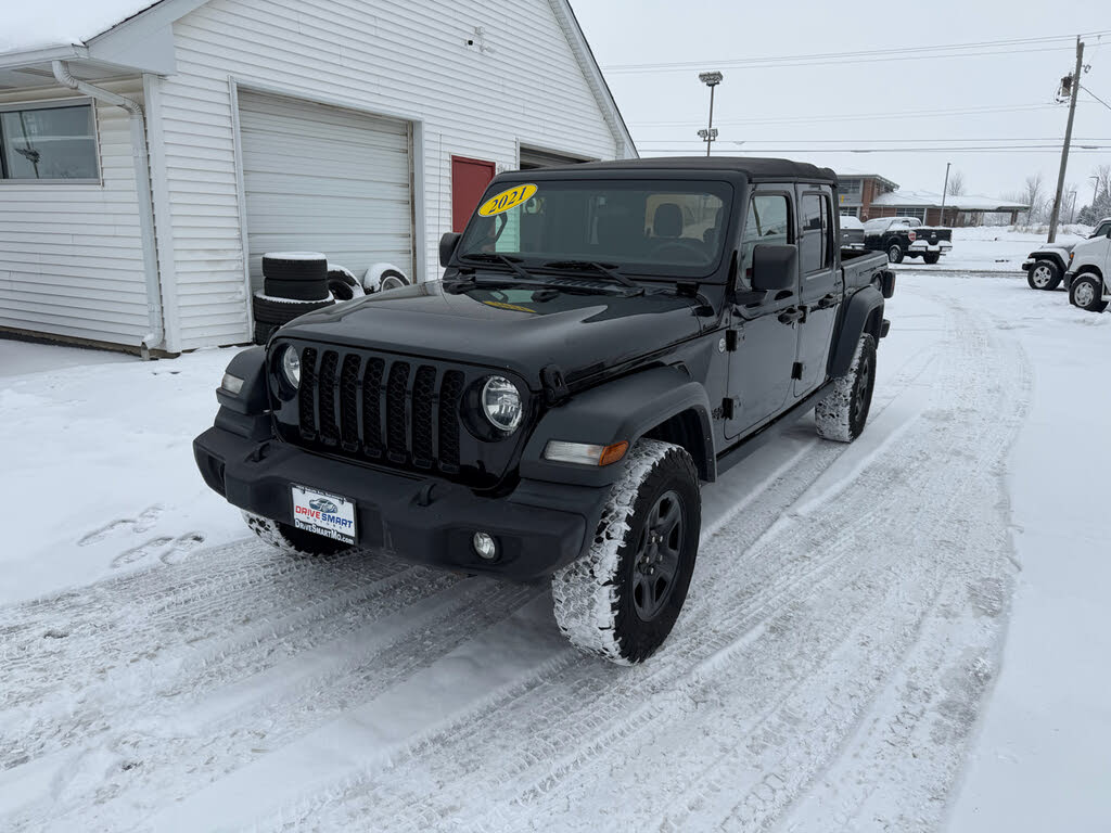 2021 Jeep Gladiator Sport Crew Cab 4WD