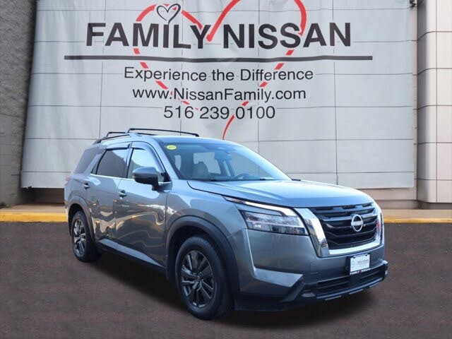 2022 Nissan Pathfinder SV 4WD
