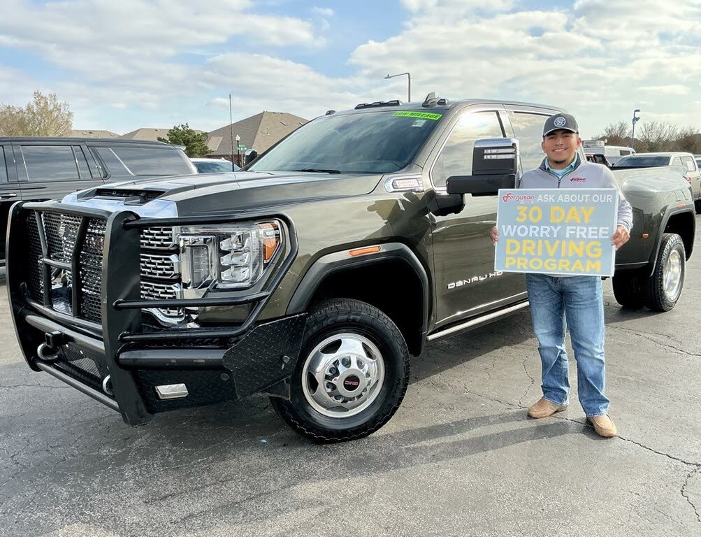 2023 GMC Sierra 3500HD Denali Crew Cab 4WD