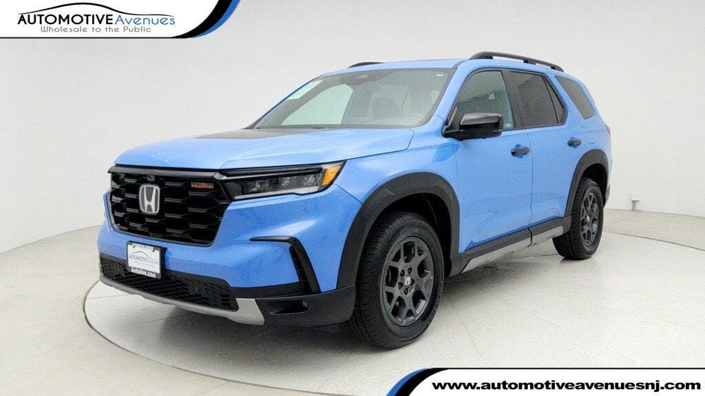 2023 Honda Pilot TrailSport AWD