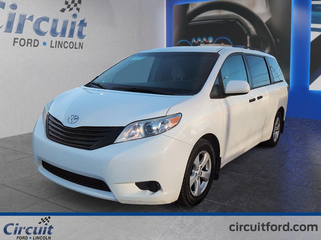 2017 Toyota Sienna L 7-Passenger FWD