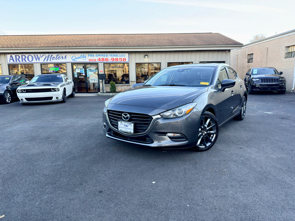 2018 Mazda MAZDA3 Touring Hatchback