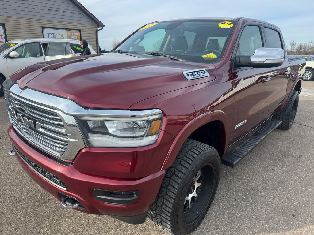 2019 RAM 1500 Laramie Crew Cab 4WD