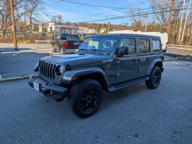 2022 Jeep Wrangler Unlimited Sahara Altitude 4WD
