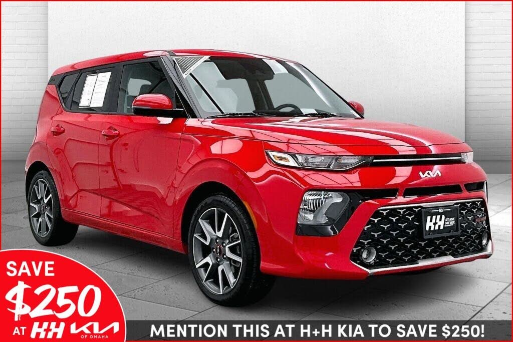 2022 Kia Soul GT-Line FWD