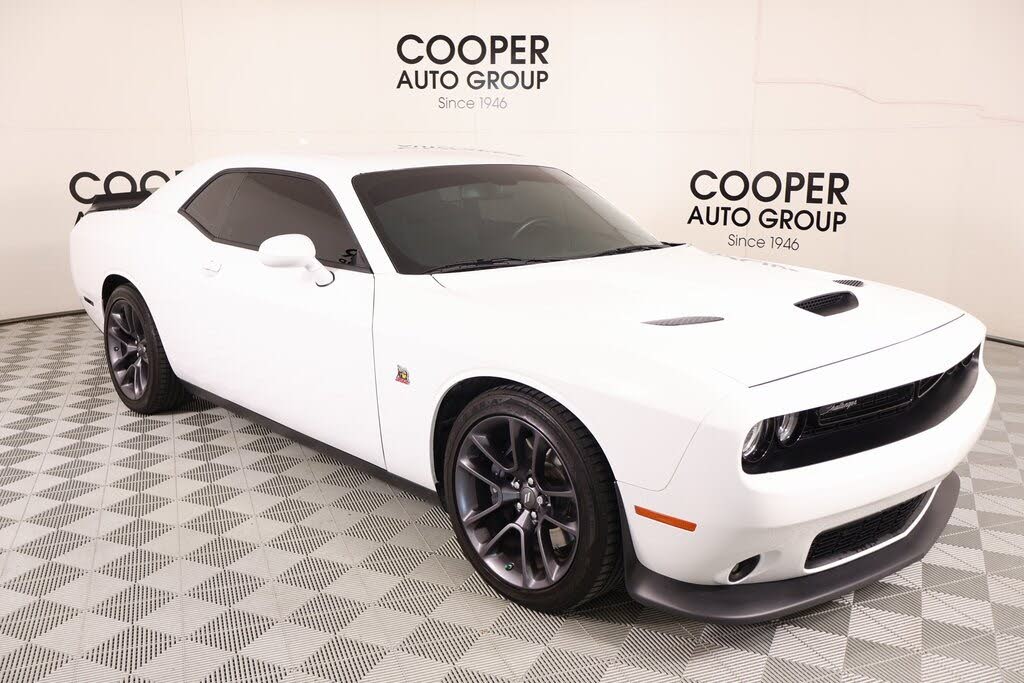 2023 Dodge Challenger R/T Scat Pack RWD