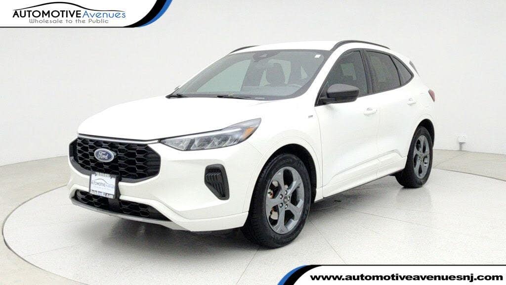 2023 Ford Escape ST-Line FWD