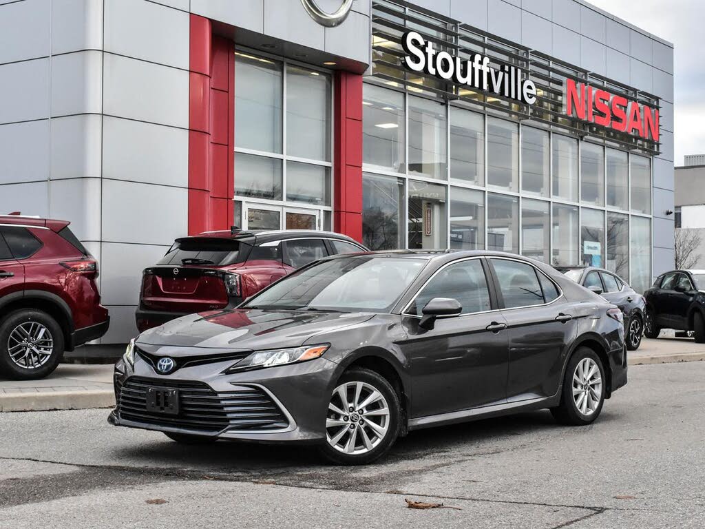 2023 Toyota Camry Hybrid LE FWD