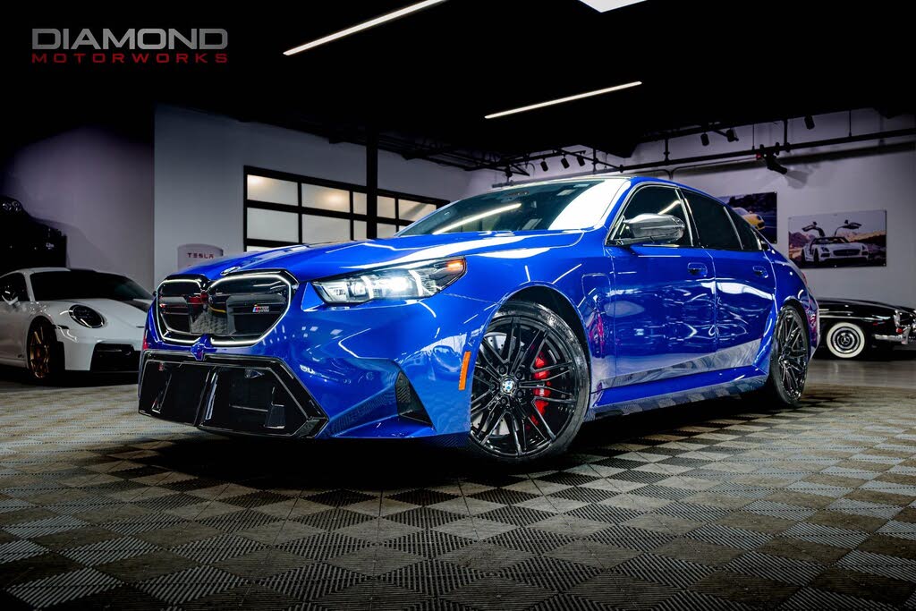 2025 BMW M5 AWD