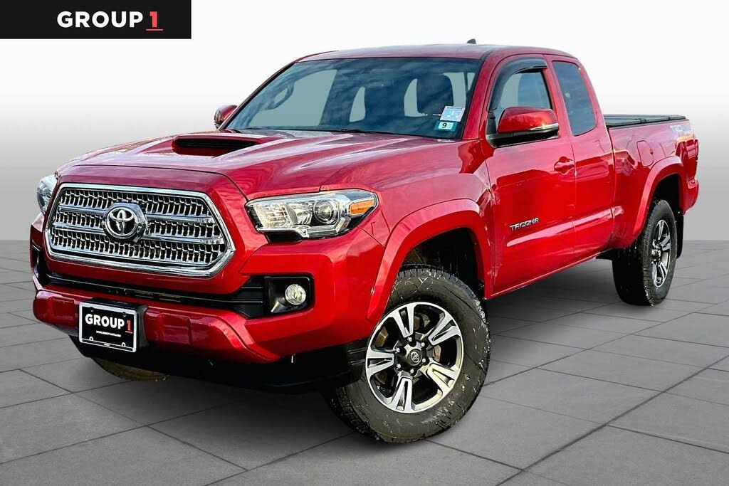 2017 Toyota Tacoma TRD Sport V6 Access Cab 4WD