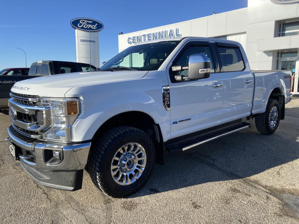 2022 Ford F-350 Super Duty XLT Crew Cab 4WD