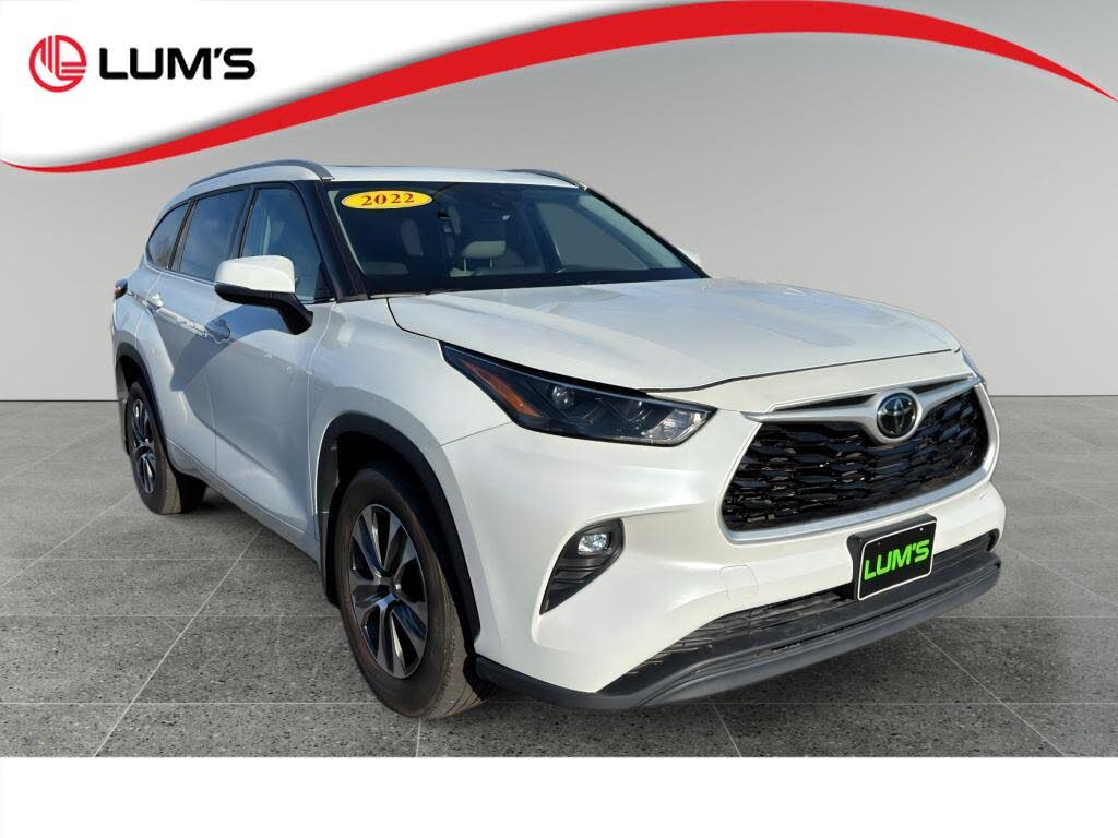 2022 Toyota Highlander XLE AWD