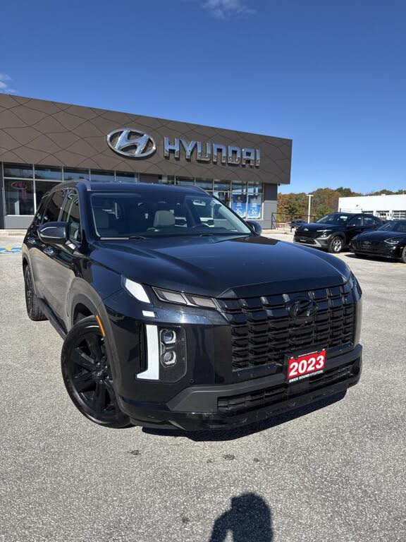 2023 Hyundai Palisade Urban AWD with 7 Passenger Seating