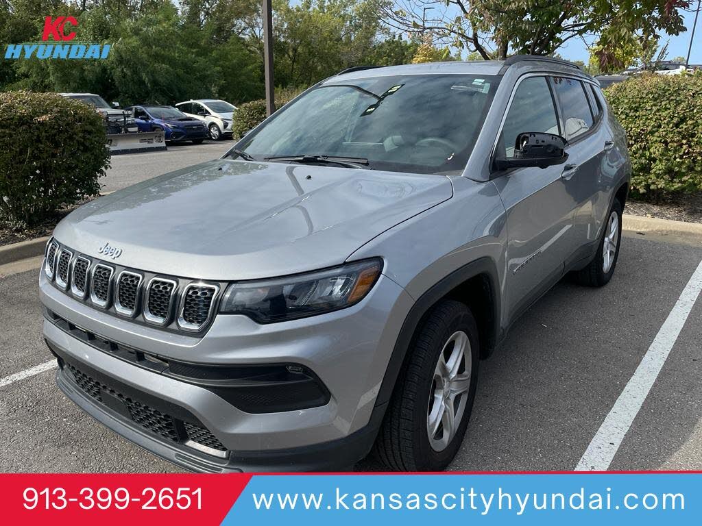2023 Jeep Compass Latitude 4WD