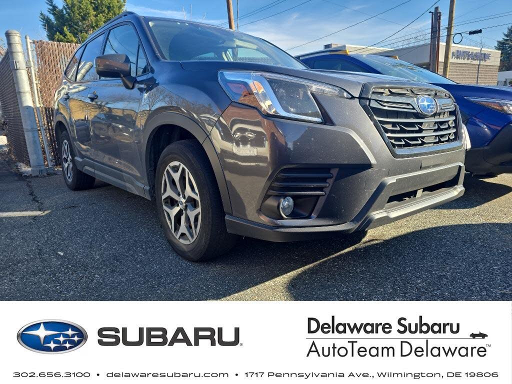2023 Subaru Forester Premium Crossover AWD