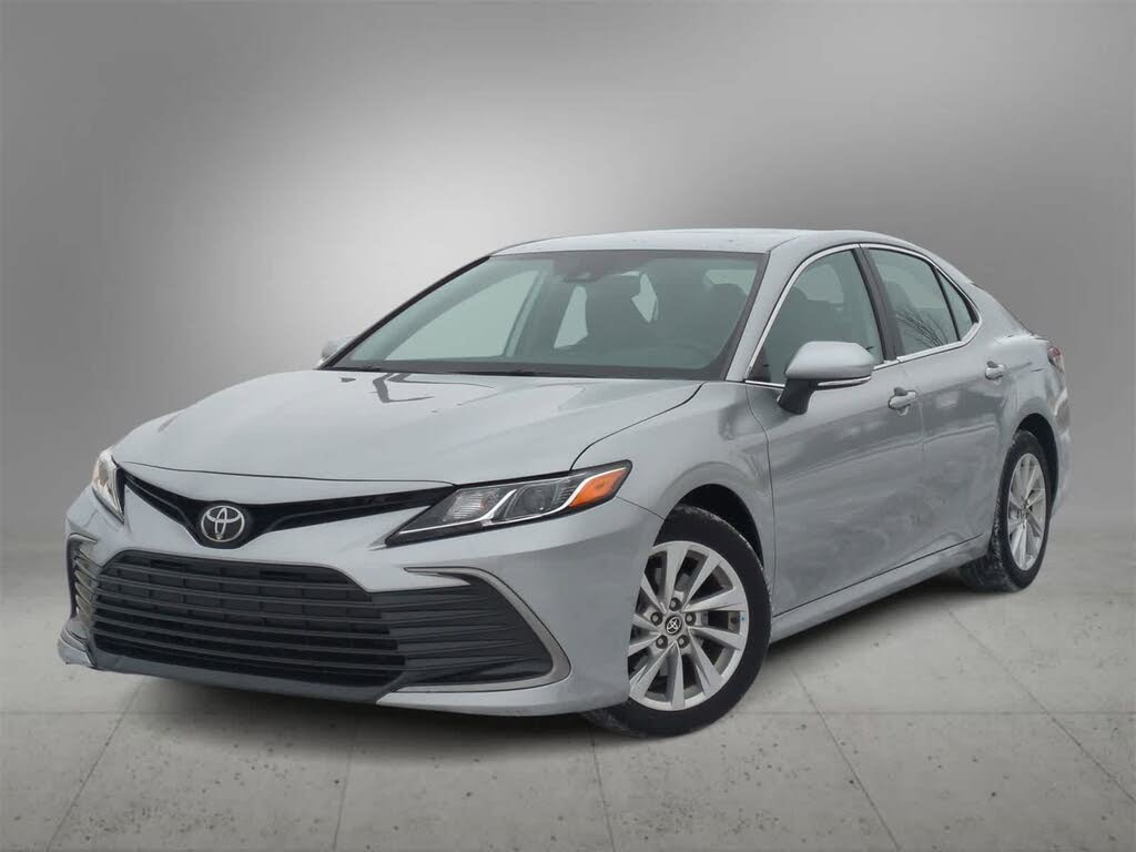 2023 Toyota Camry LE FWD