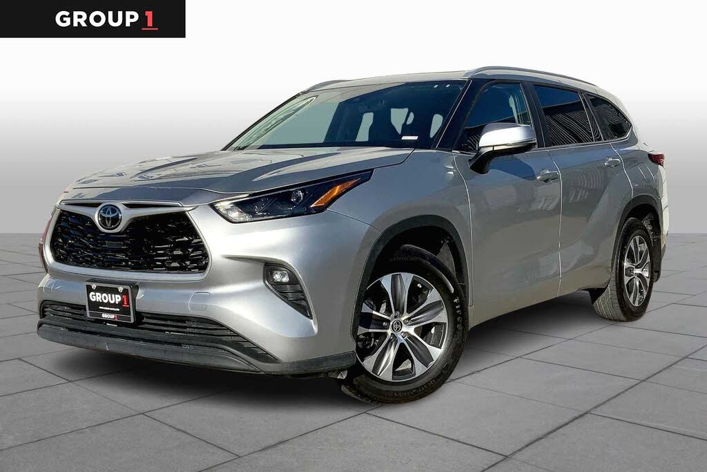 2023 Toyota Highlander XLE AWD