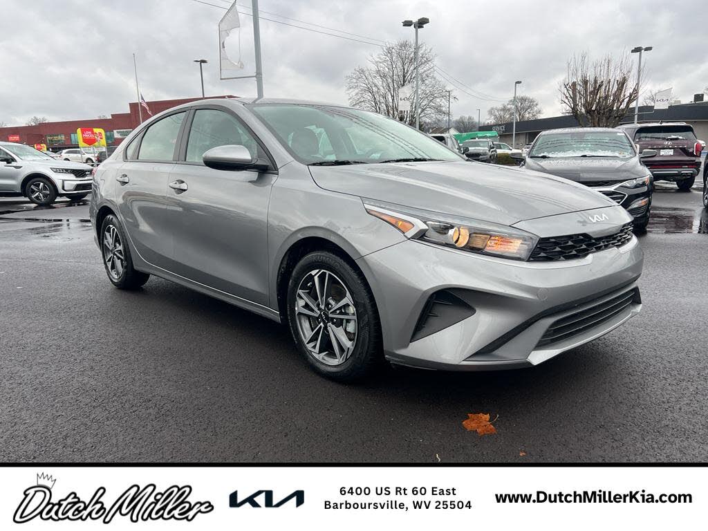 2024 Kia Forte LXS FWD