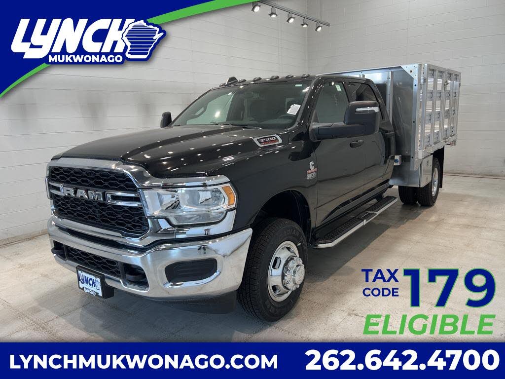 2024 RAM 3500 Tradesman Crew Cab LB DRW 4WD