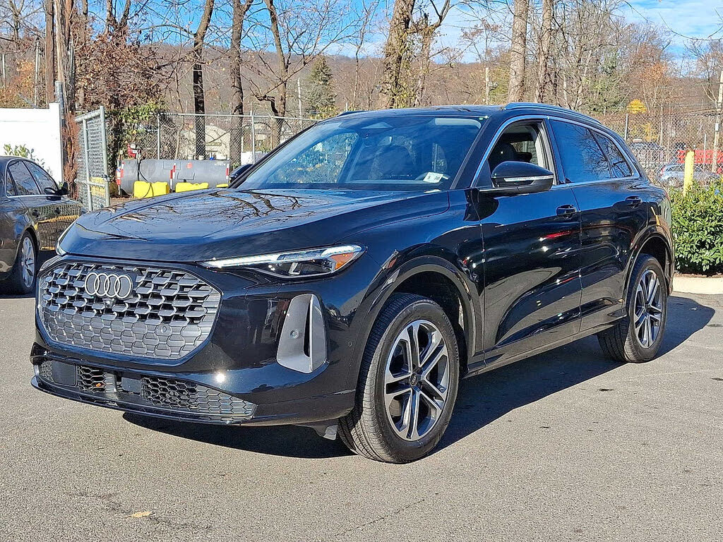 2025 Audi Q5 quattro Premium Plus 40 TFSI