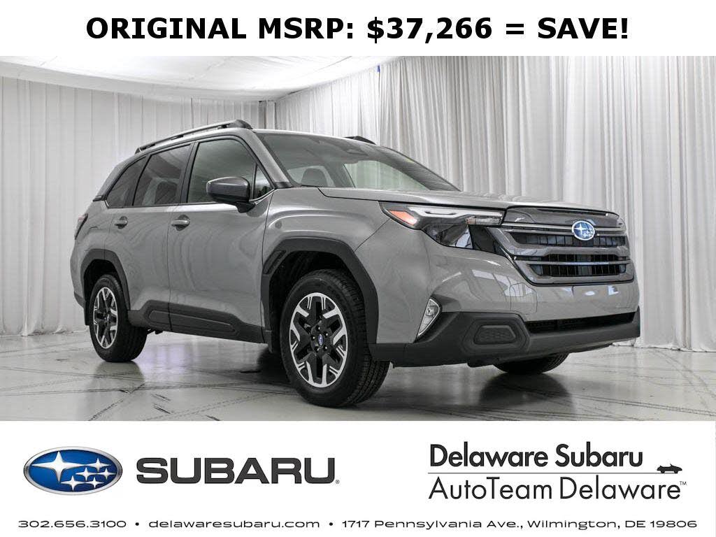 2025 Subaru Forester Premium Crossover AWD