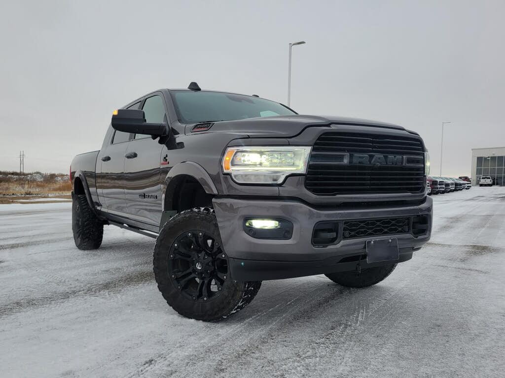 2020 RAM 3500 Laramie Longhorn Mega Cab 4WD