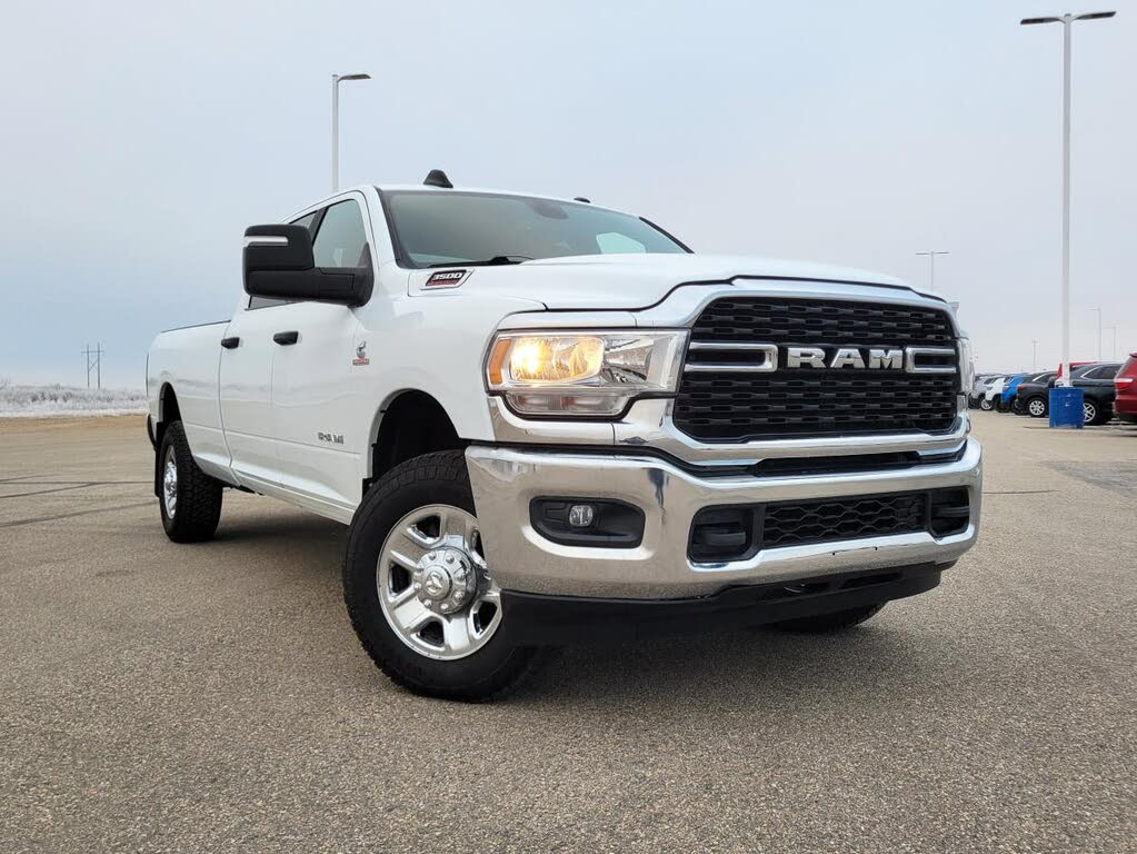 2024 RAM 3500 Big Horn Crew Cab LB 4WD
