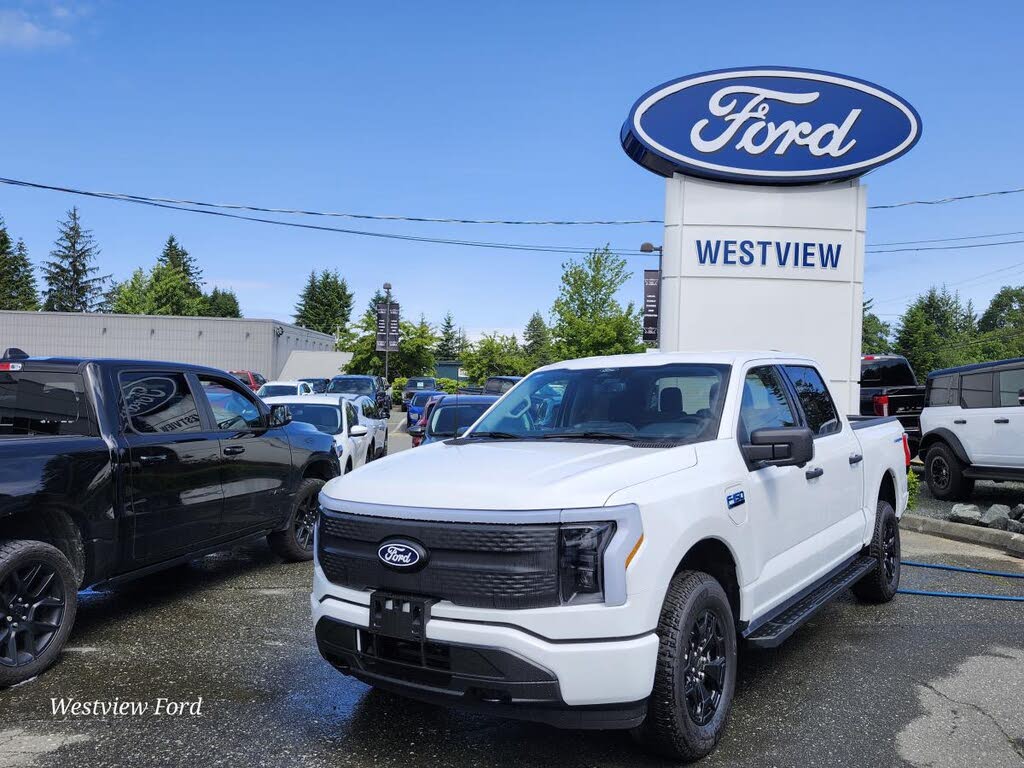 2025 Ford F-150 Lightning XLT SuperCrew AWD